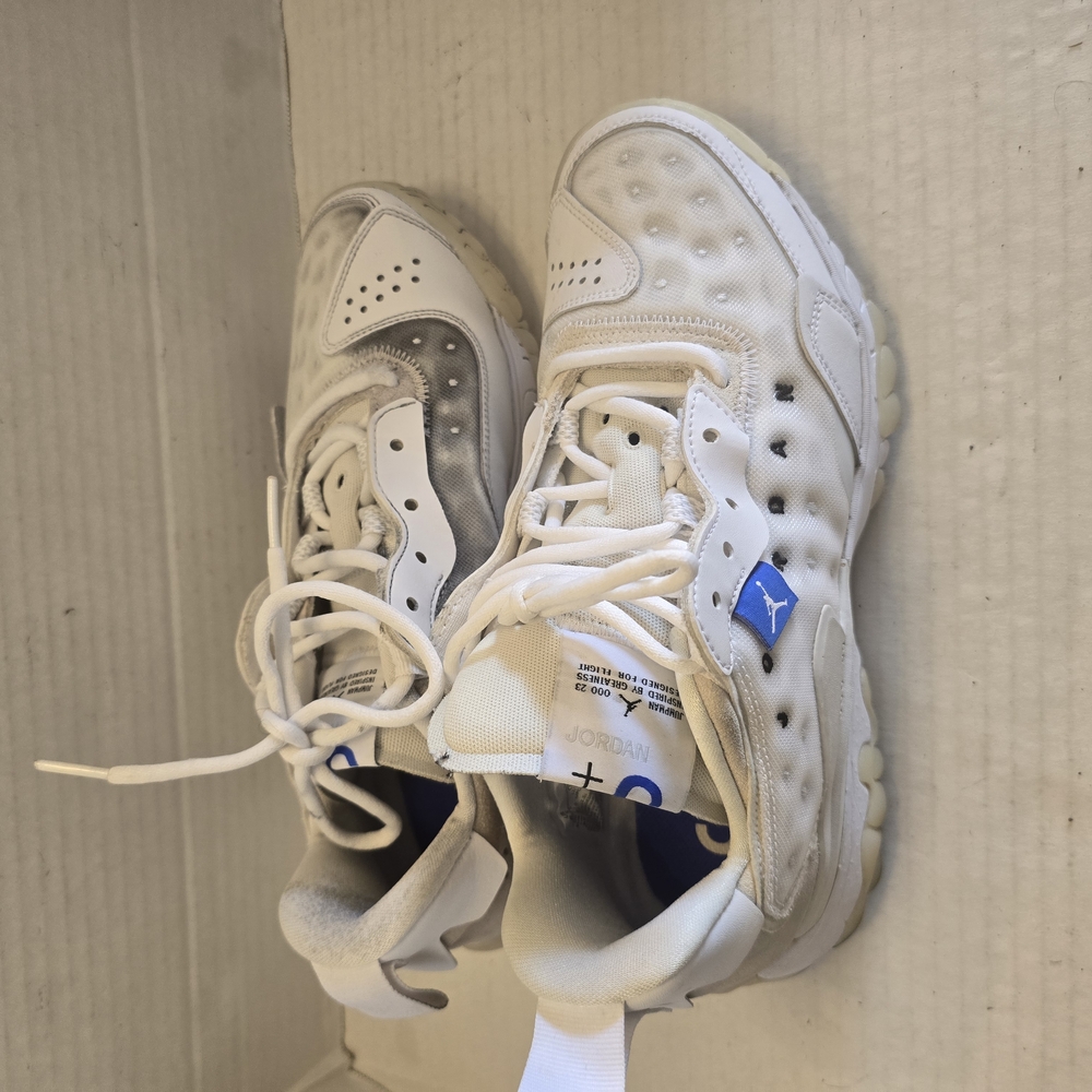 Jordan delta 3 low white